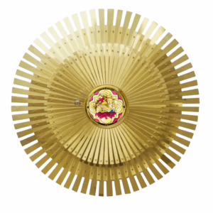 Sacrário Vitral Cordeiro Raiado Redondo com Luz Frontal Material: Chapas de latão Para Embutir na Parede Medidas: Diâmetro do Frontão: 90cm Diâmetro da Porta: 53cm Comprimento Externo da Caixa: 29cm Altura Externa da Caixa: 36 Largura Externa da Caixa: 36cm Profundidade da Caixa: 36cm Altura Interna da Caixa: 32cm Largura Interna da Caixa: 32cm